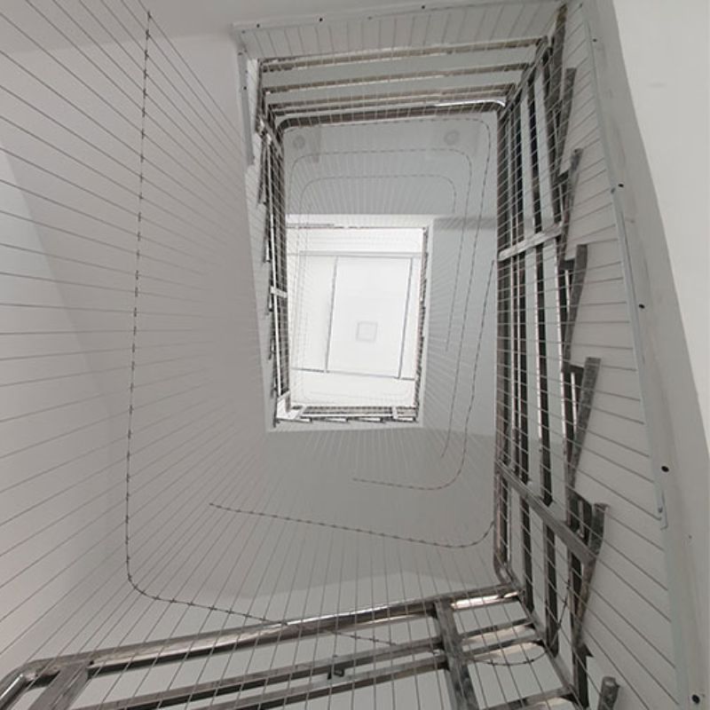 Lưới an toàn giếng trời dạng đứng