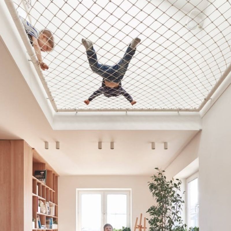 Lắp đặt lưới giếng trời tăng tính thẩm mỹ