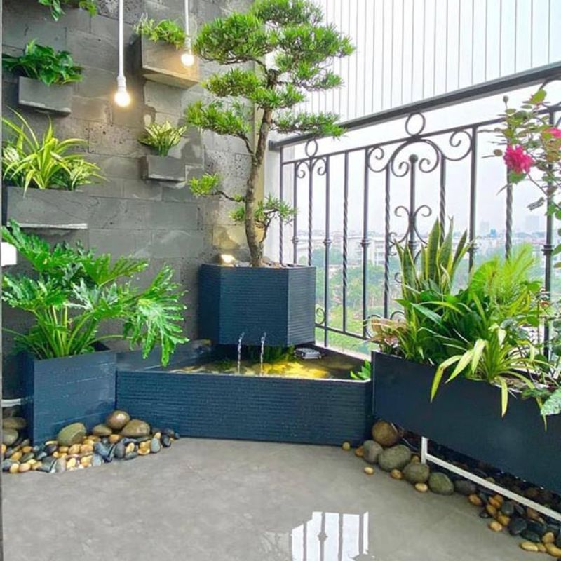 Hồ các nhỏ tại ban công