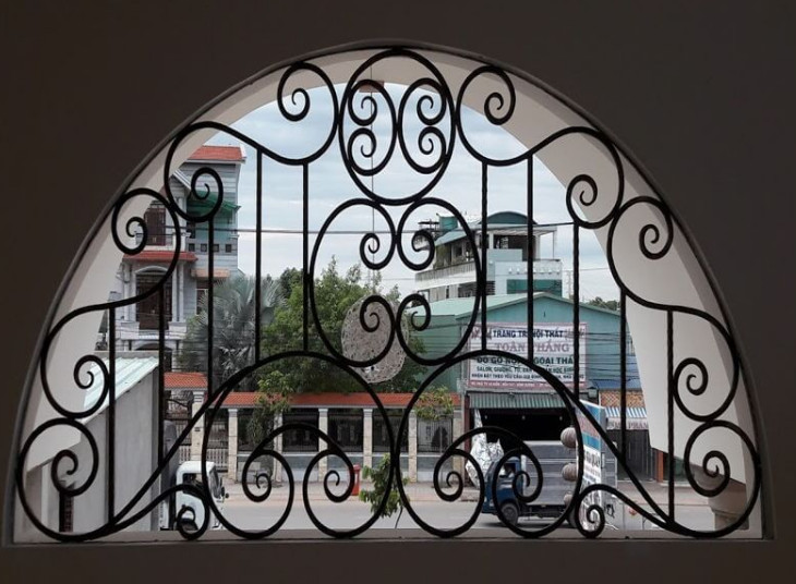 Khung sắt cửa sổ đẹp mẫu 4