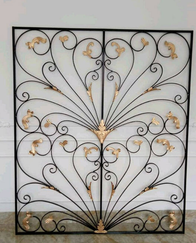 Khung sắt cửa sổ dáng nghệ thuật