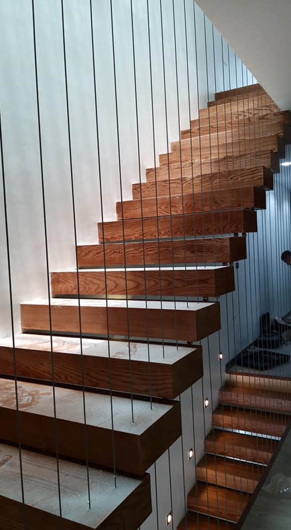 Lắp đặt Lan can cầu thang bằng dây cáp