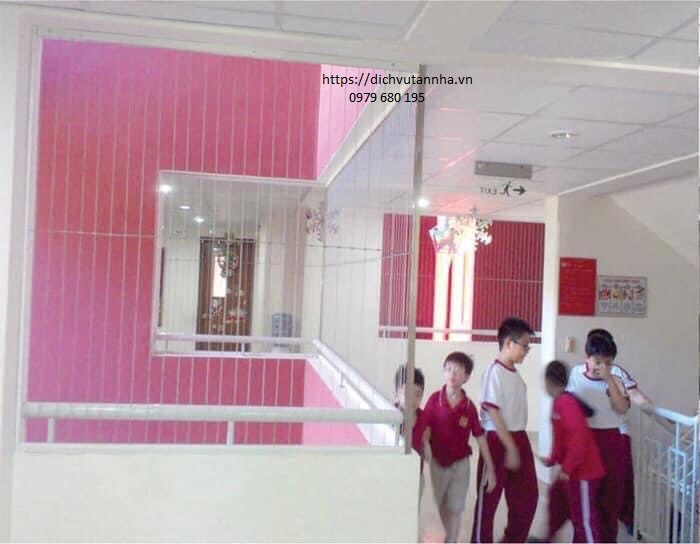 Lưới an toàn cầu thang cho trường học